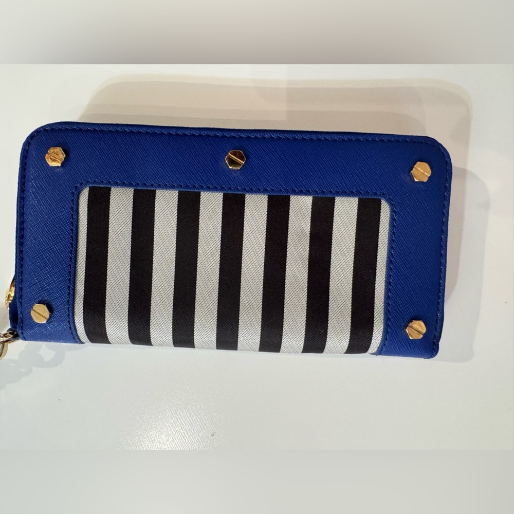 Henri Bendel Birthday Bash limited edition wristlet blue leather black white NEW